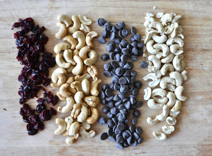 Larabar-Cookies Cranberries, cashews, and chocolate chips for making Larabar Cookie Pops