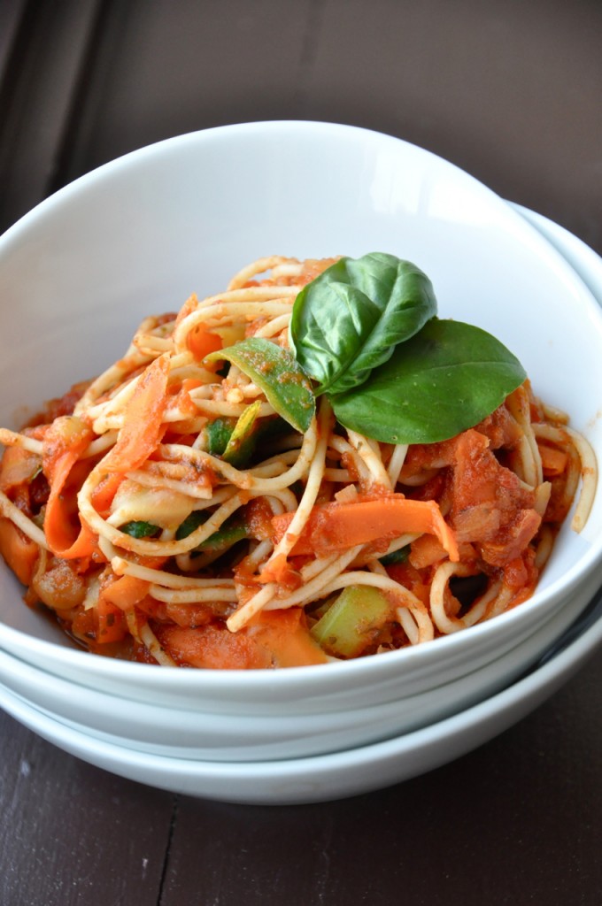 3-Color Pasta with Sun-Dried Tomato Sauce #minimalistbaker