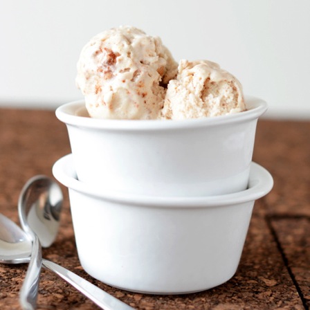 Stack of bowls filled with scoops of Vegan Cinnamon Sugar Toast Ice Cream