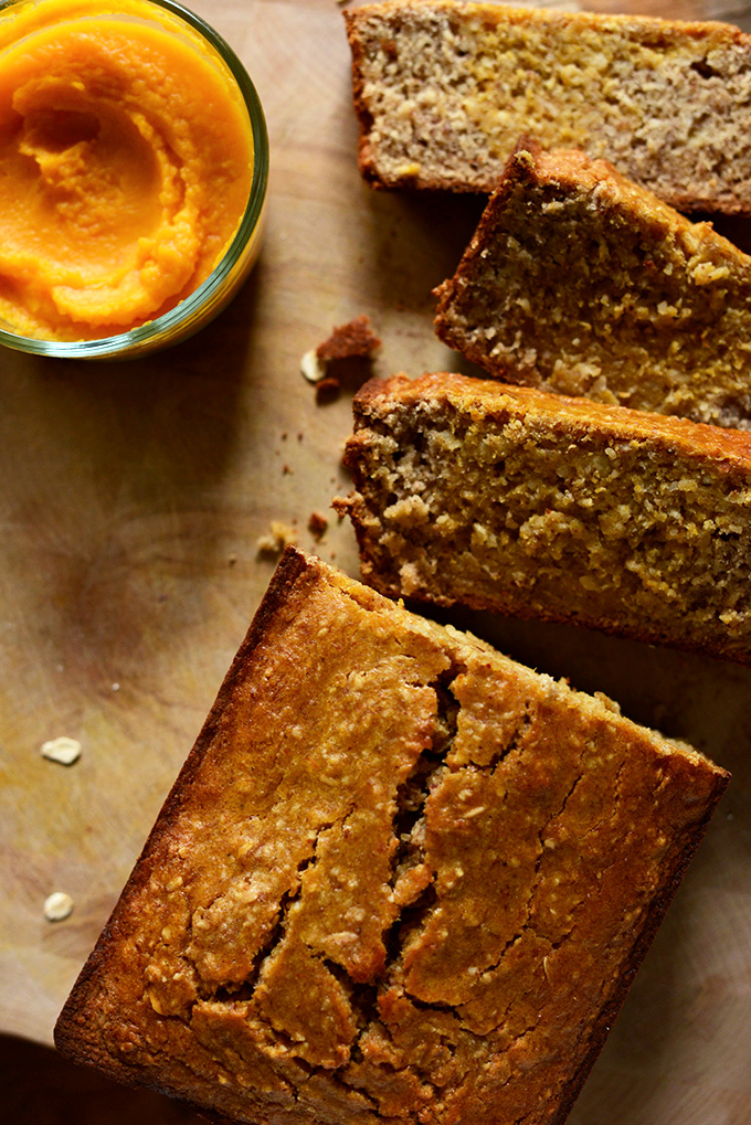 One Bowl Gluten Free Banana Bread with Butternut Squash Puree | minimalistbaker.com