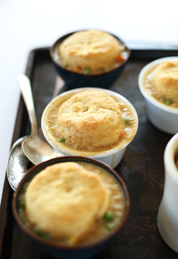 Baking sheet with Vegan Pot Pies in ramekins