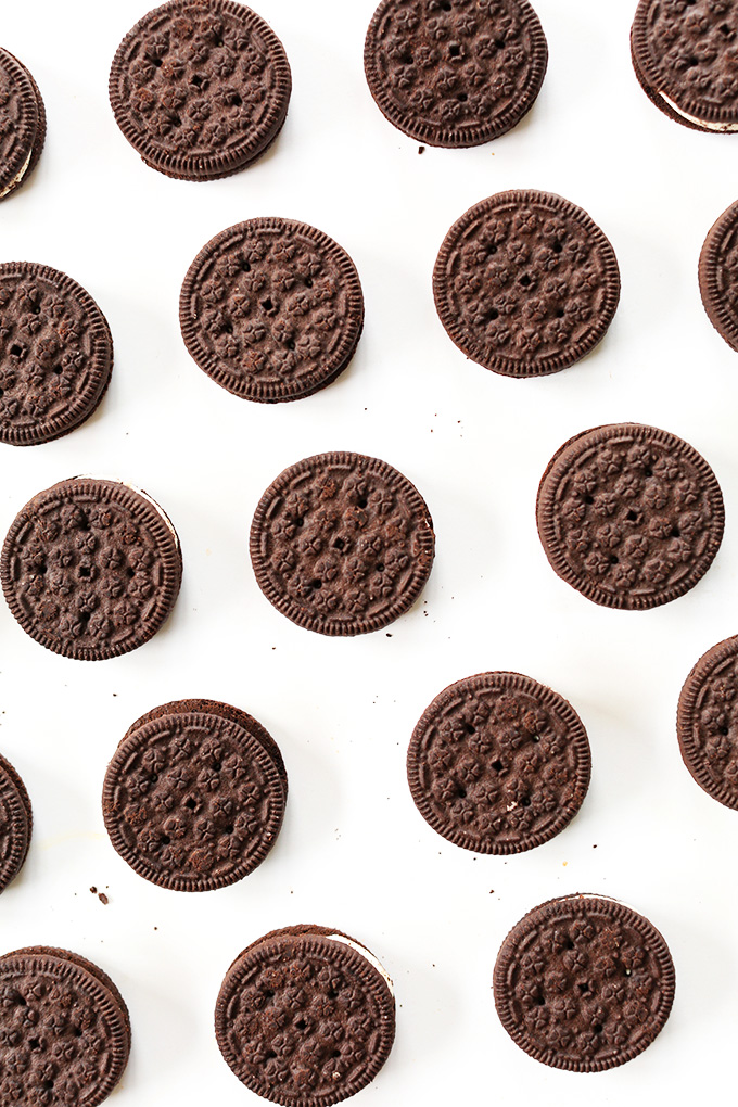 Oreo cookies for making a cookie crust for cheesecake