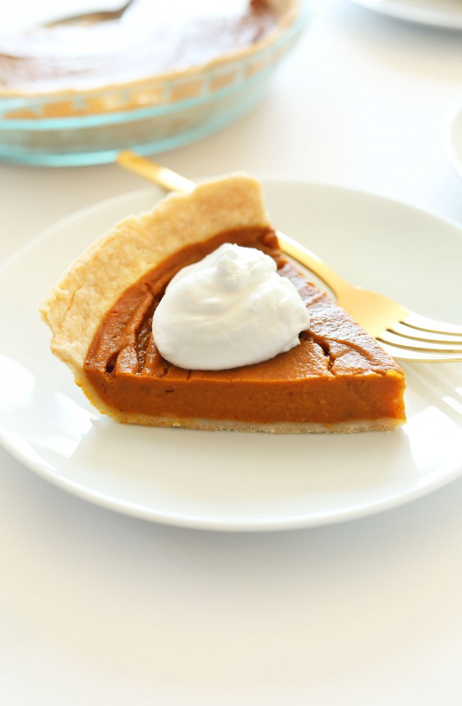 THE BEST Vegan Gluten Free Pumpkin Pie! 10 ingredients, simple methods, SO delicious!