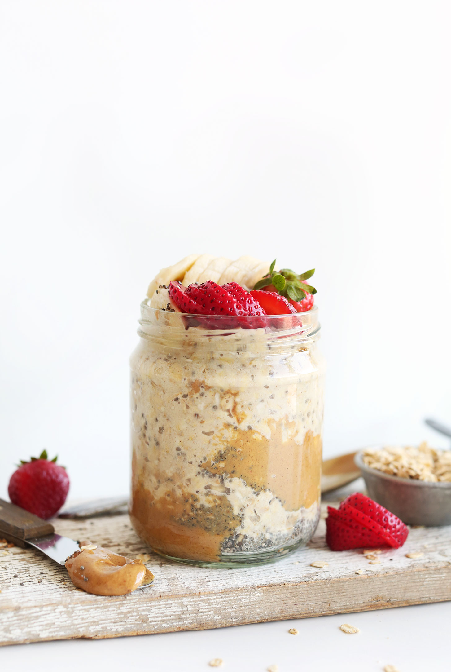 Jar of Peanut Butter Overnight Oats for a delicious vegan breakfast