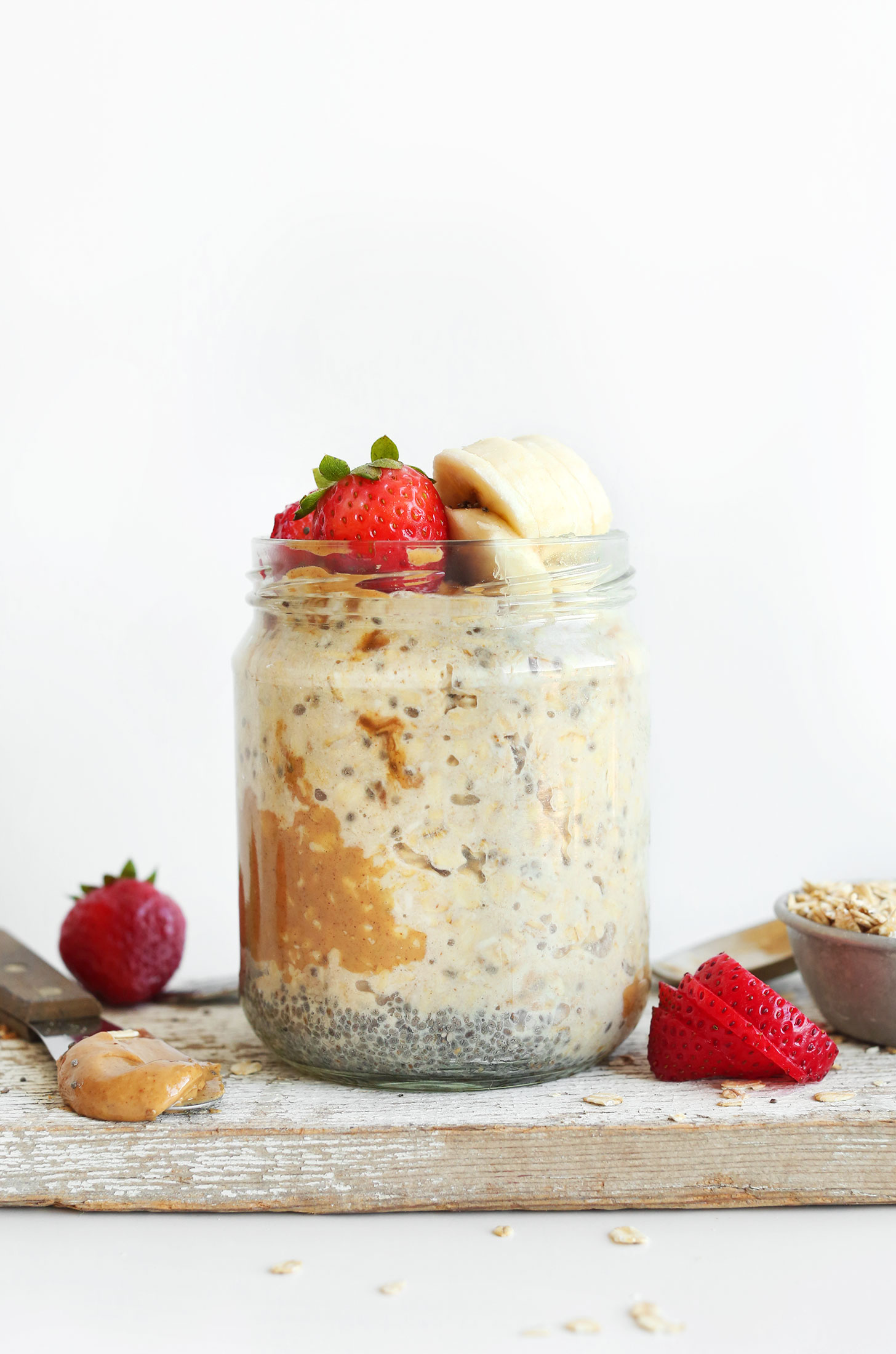 Jar of Peanut Butter Overnight Oats for a delicious vegan breakfast