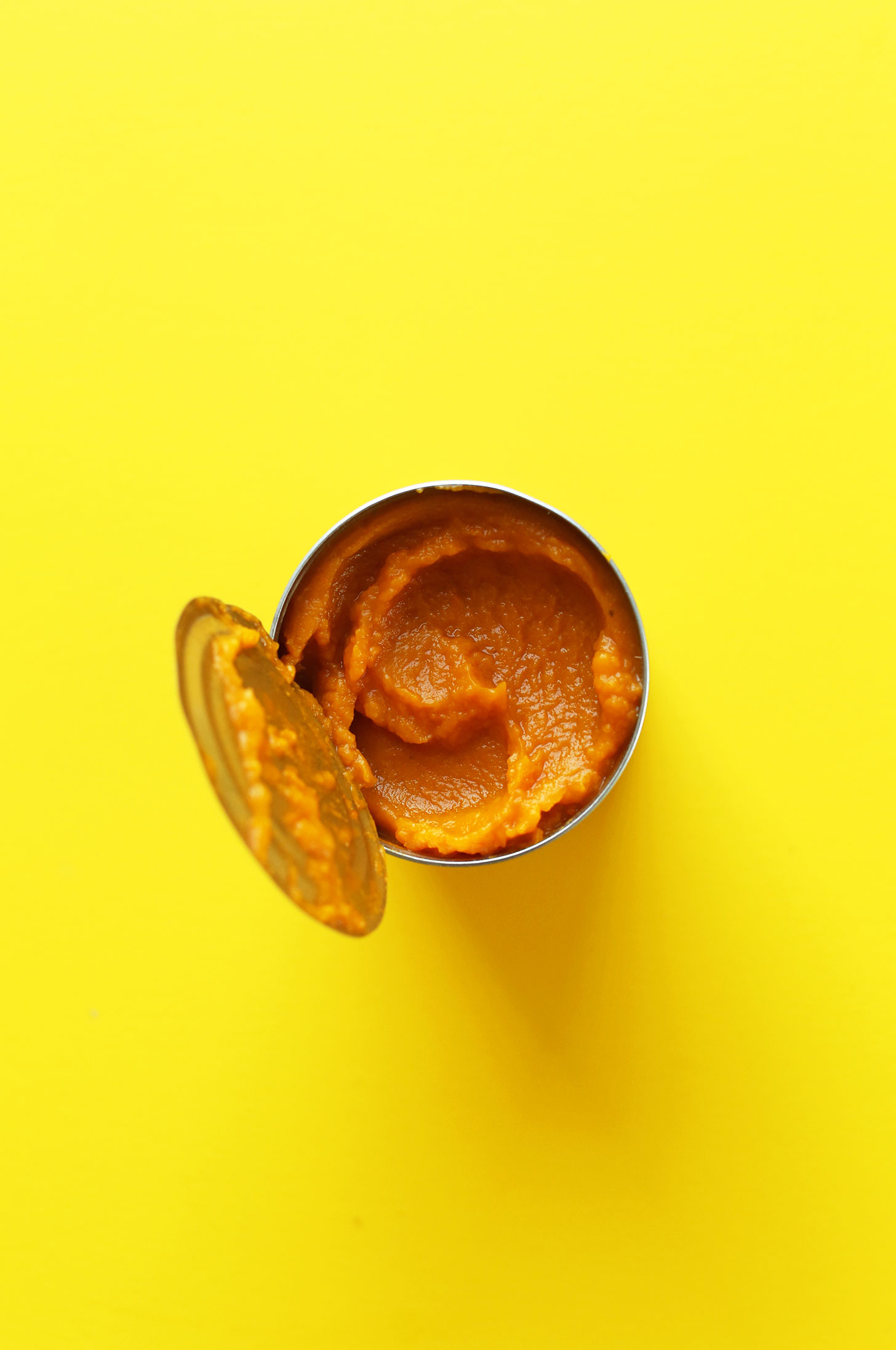 Can of pumpkin for making homemade Pumpkin Butter