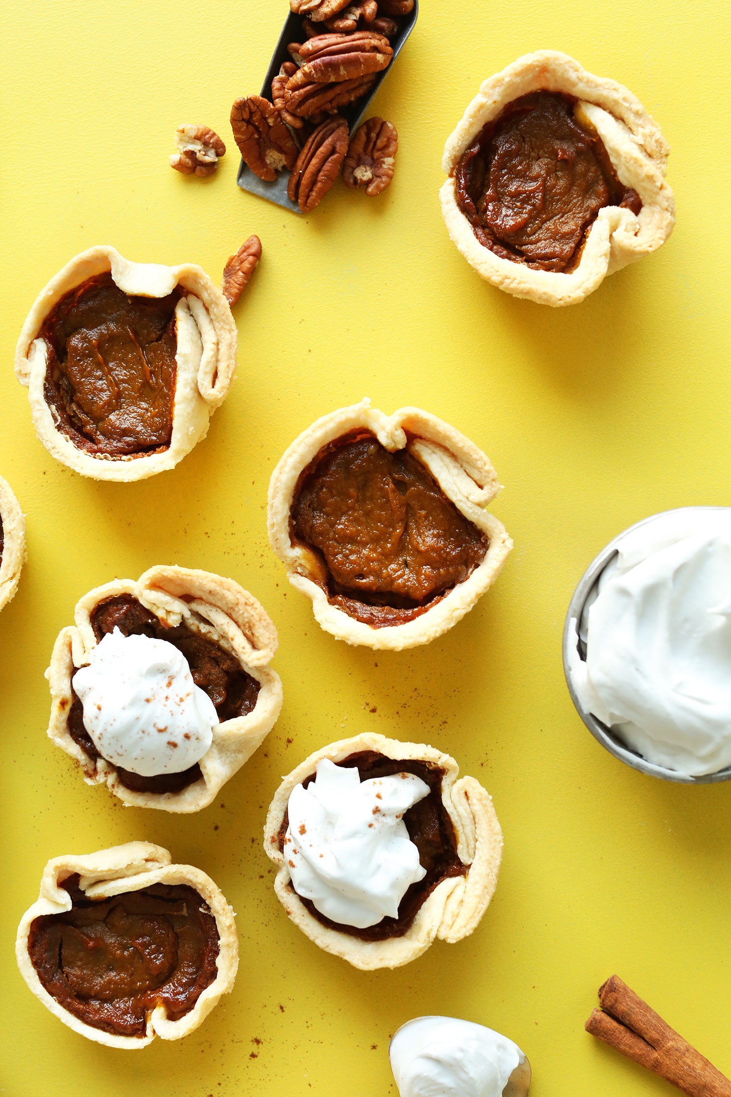 Mini Vegan Pumpkin Pies for a fall Thanksgiving treat