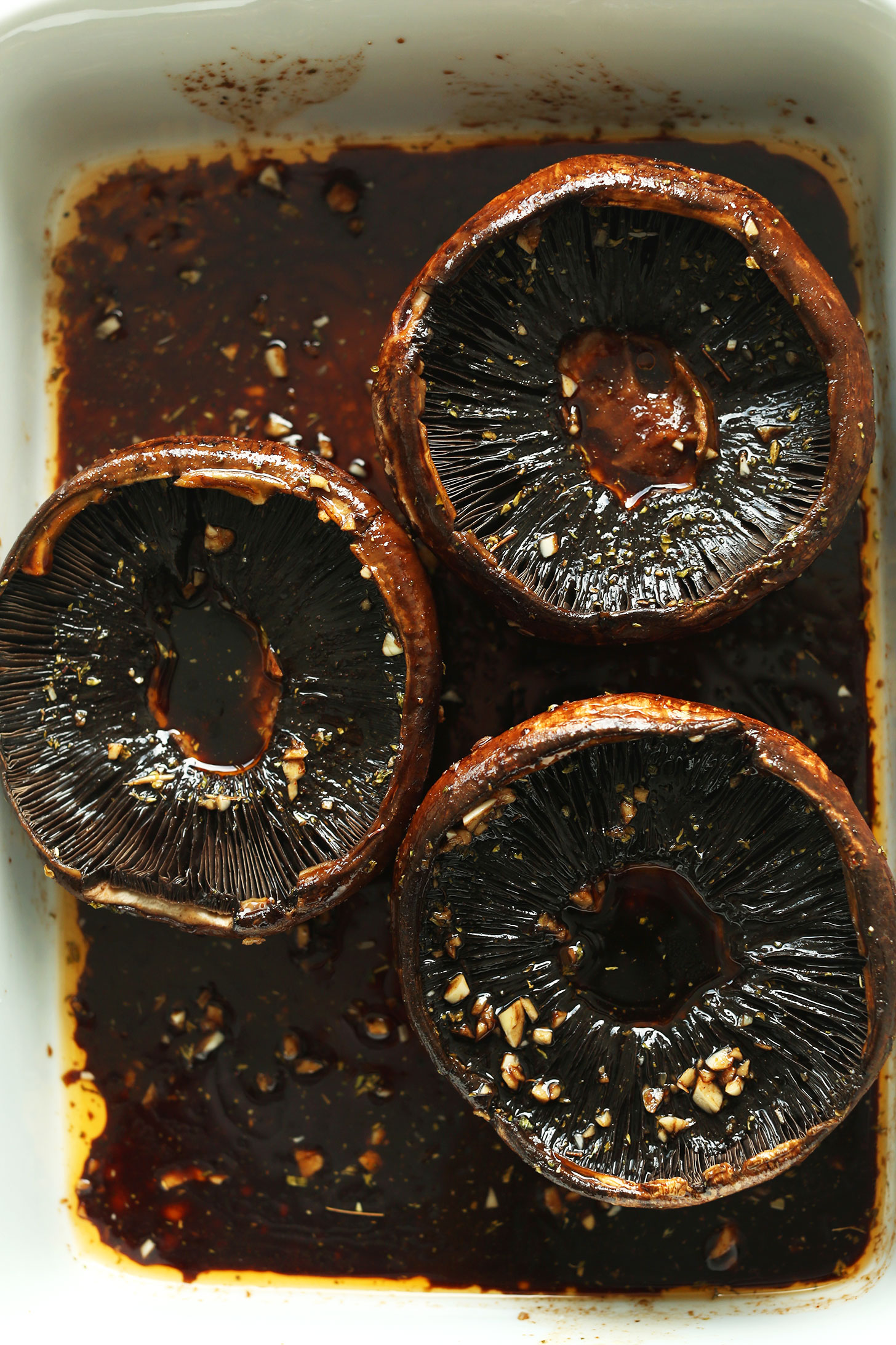 Marinating mushrooms for Grilled Portobello Steaks