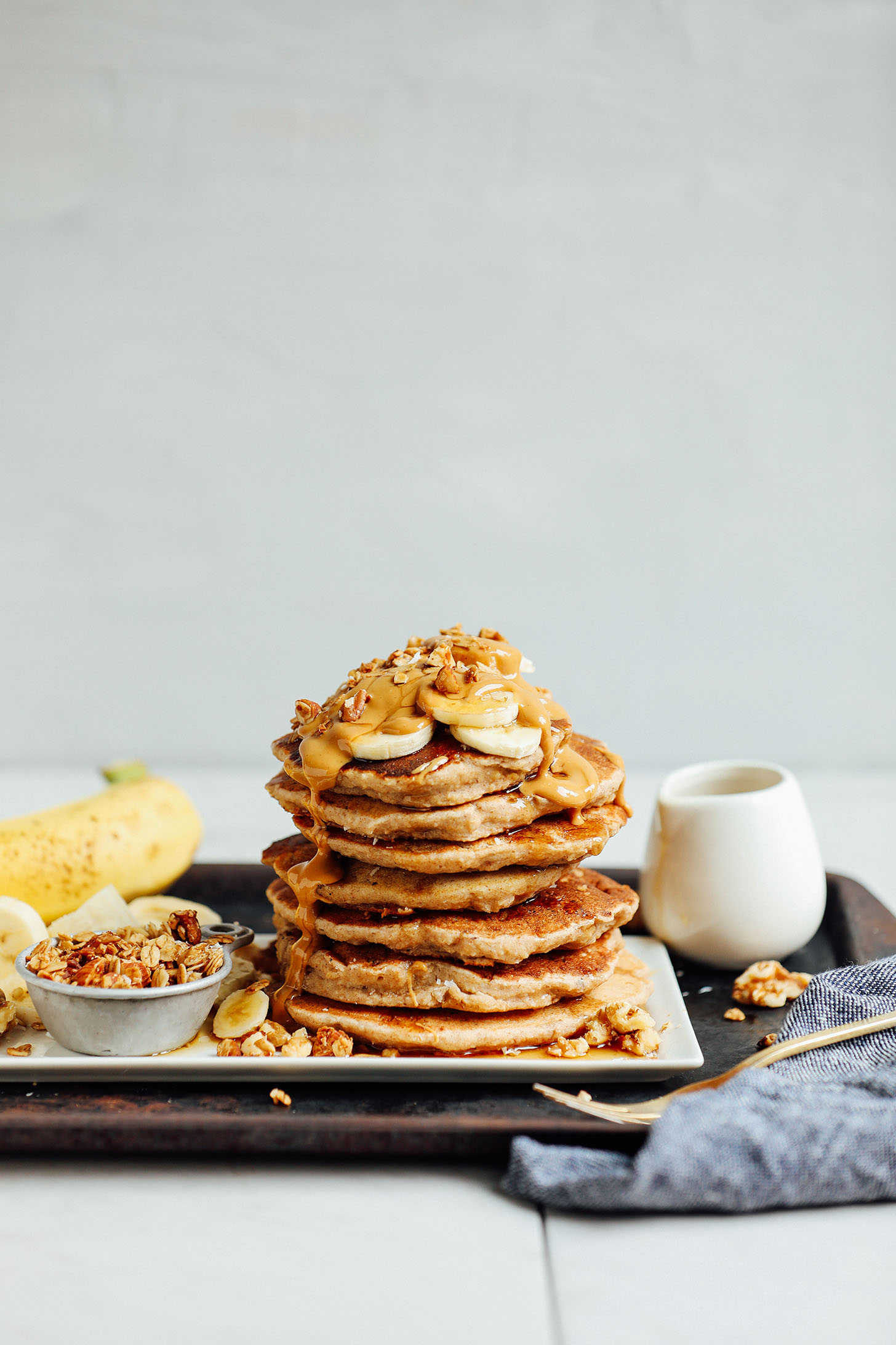 LIFE CHANGING Banana Pancakes! 20 minutes #vegan #glutenfree #naturallysweetened and SO fluffy and delicious! #minimalistbaker #breakfast #healthy