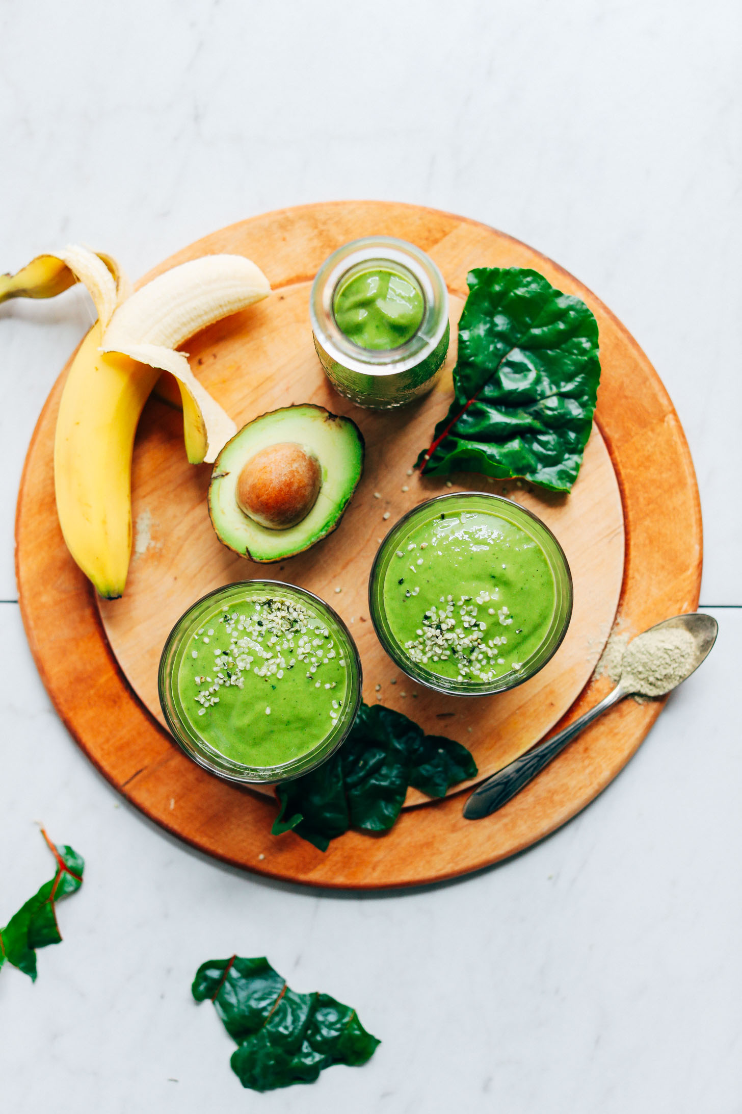 CREAMY Avocado Green Smoothie! 5 ingredients, GREEN, SO healthy + satisfying #vegan #banana #plantbased #smoothie #greensmoothie #avocado #glutenfree #minimalistbaker