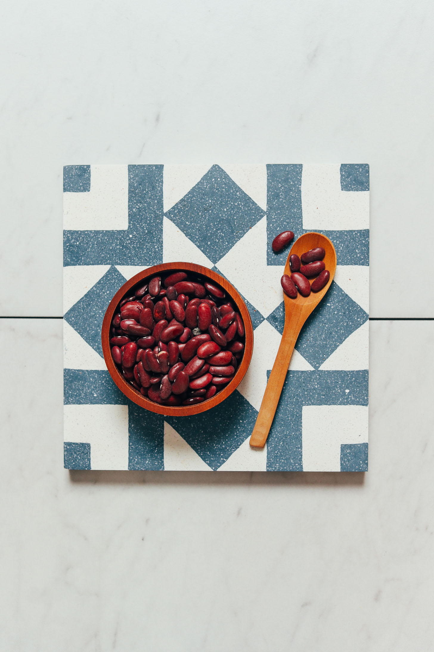 Spoon and bowl of red kidney beans