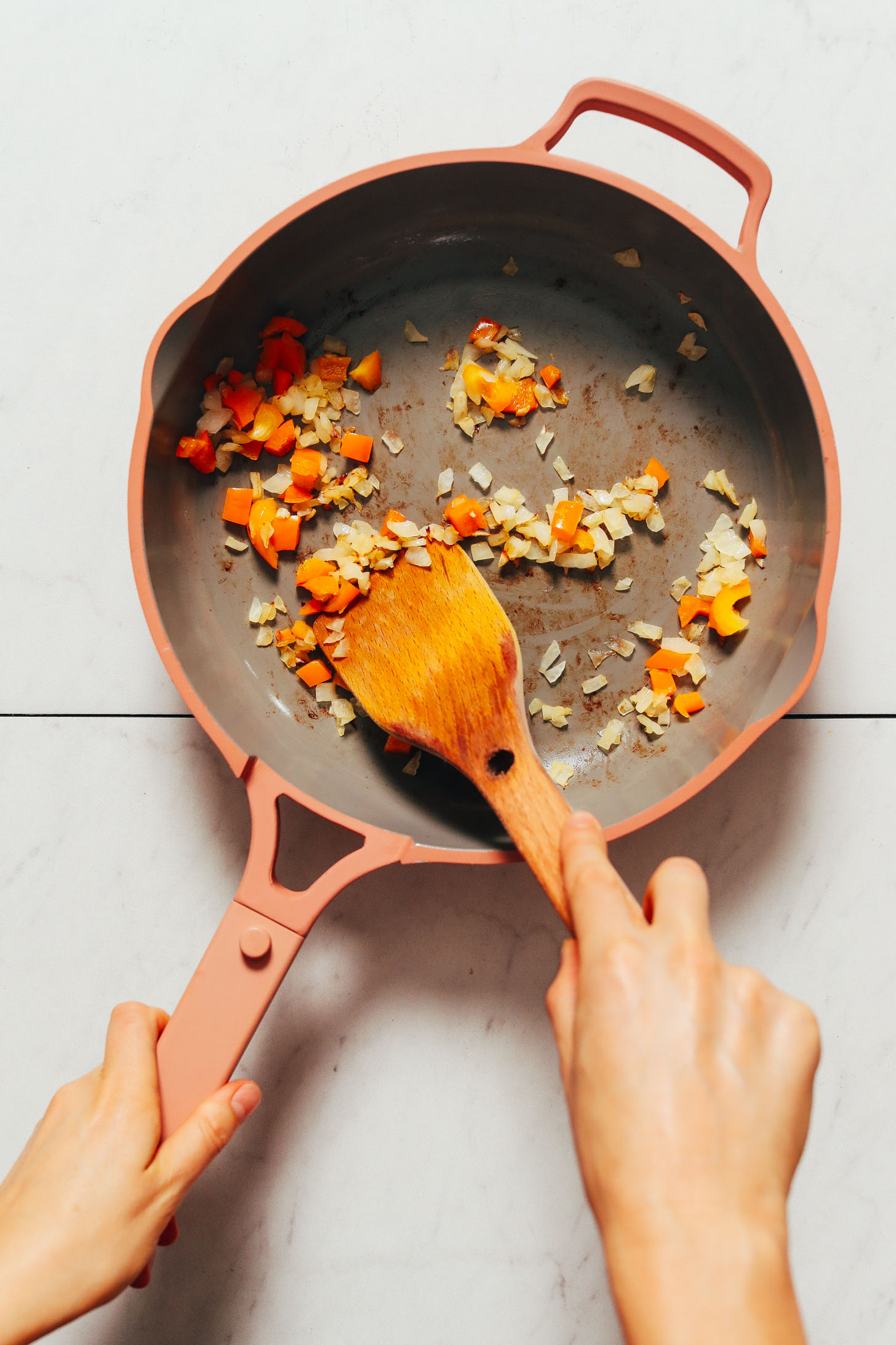 Sautรฉing vegetables in the Always Pan