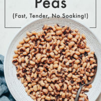 Bowl of tender black eyed peas made in the Instant Pot