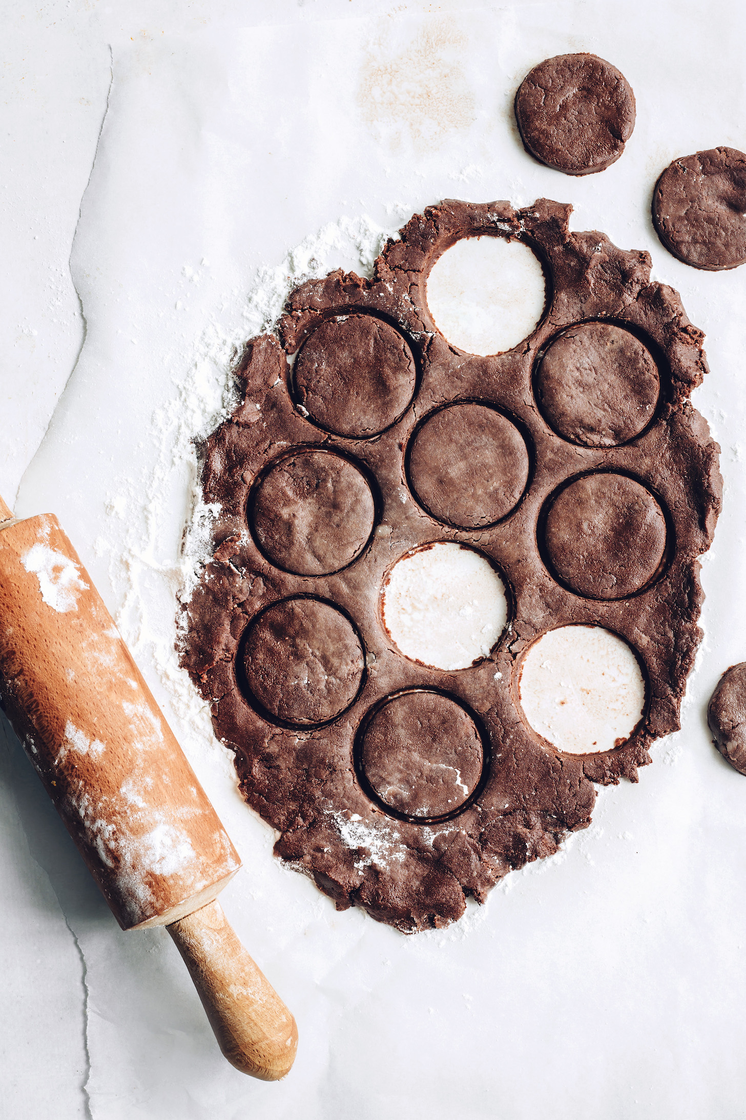 Rolling pin next to thin mint cookie dough