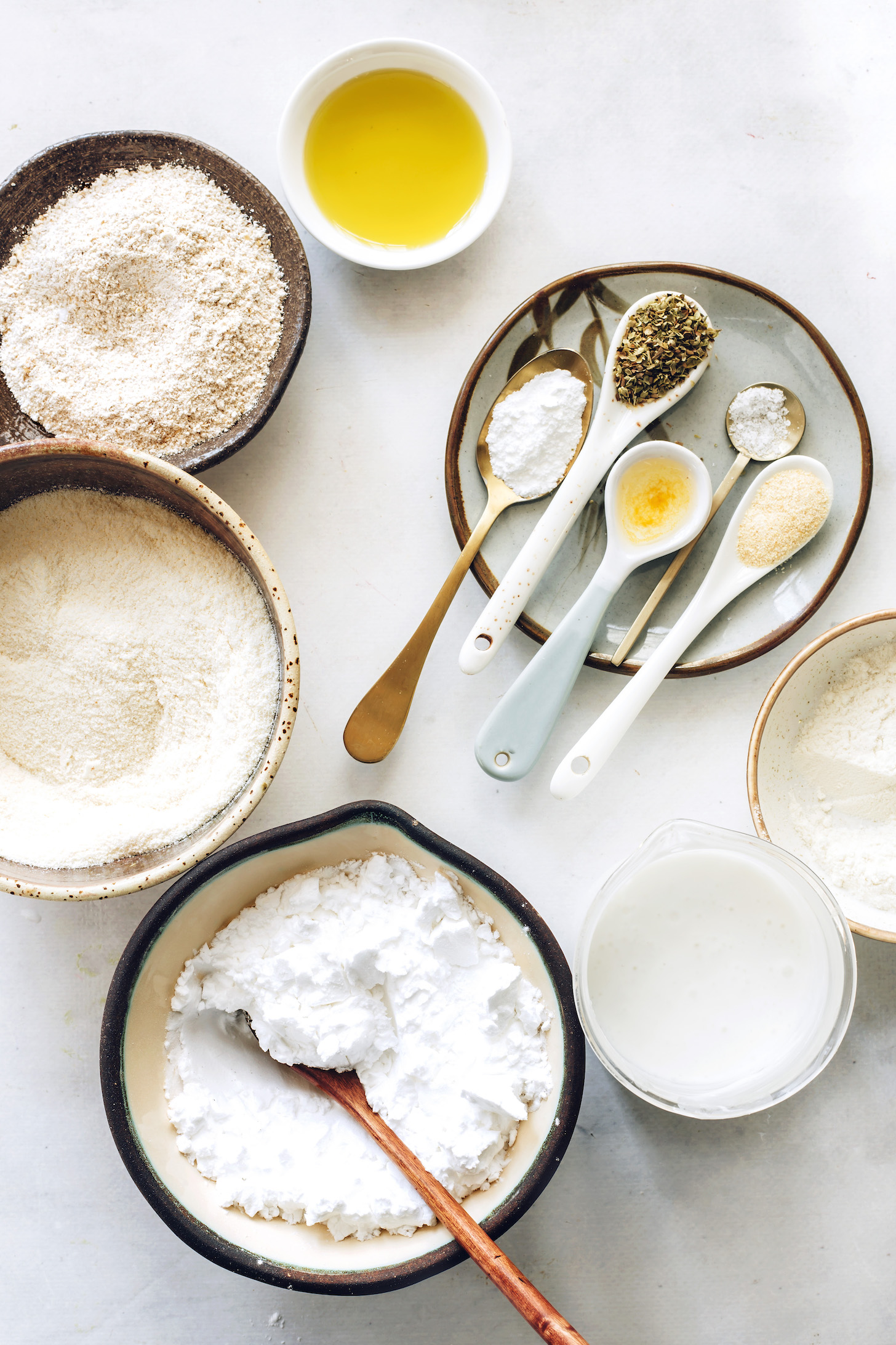 Potato starch, oat flour, coconut flour, spices, salt, apple cider vinegar, olive oil, and coconut milk