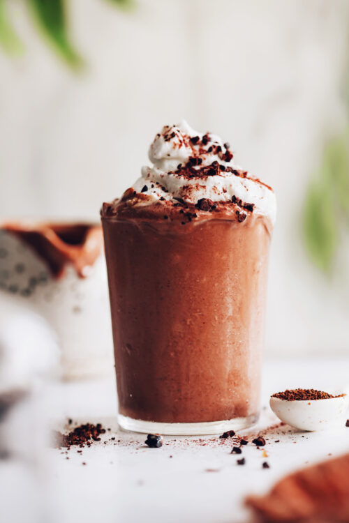 Glass of our creamy vegan jamaocha shake recipe