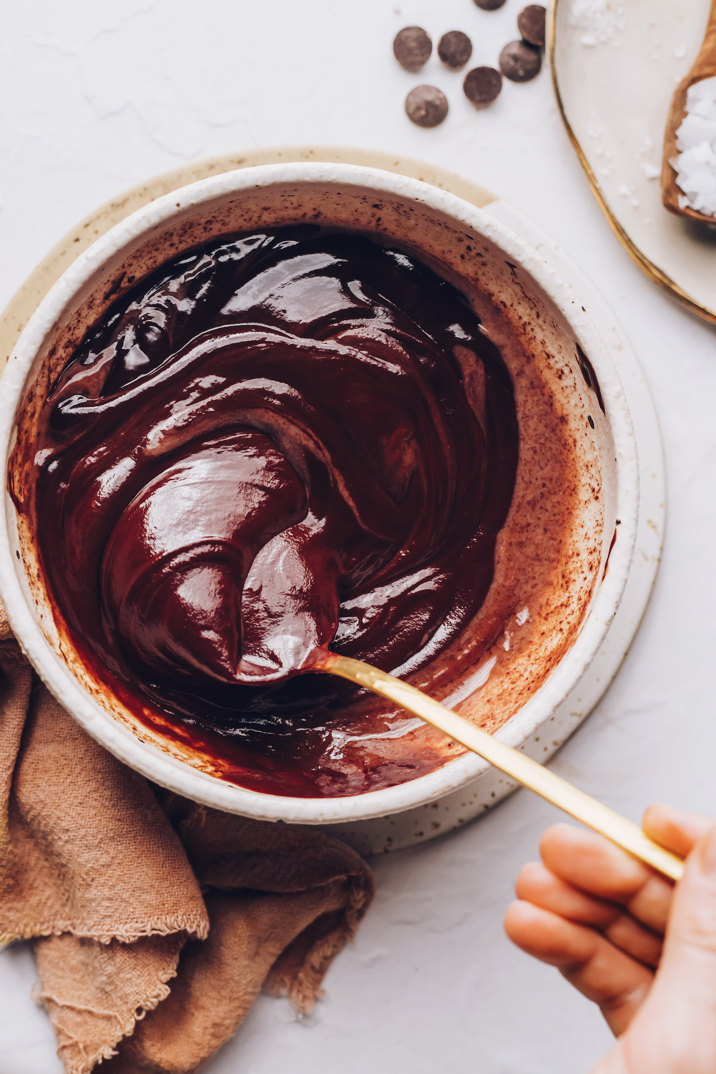 Making chocolate ganache in a saucepan