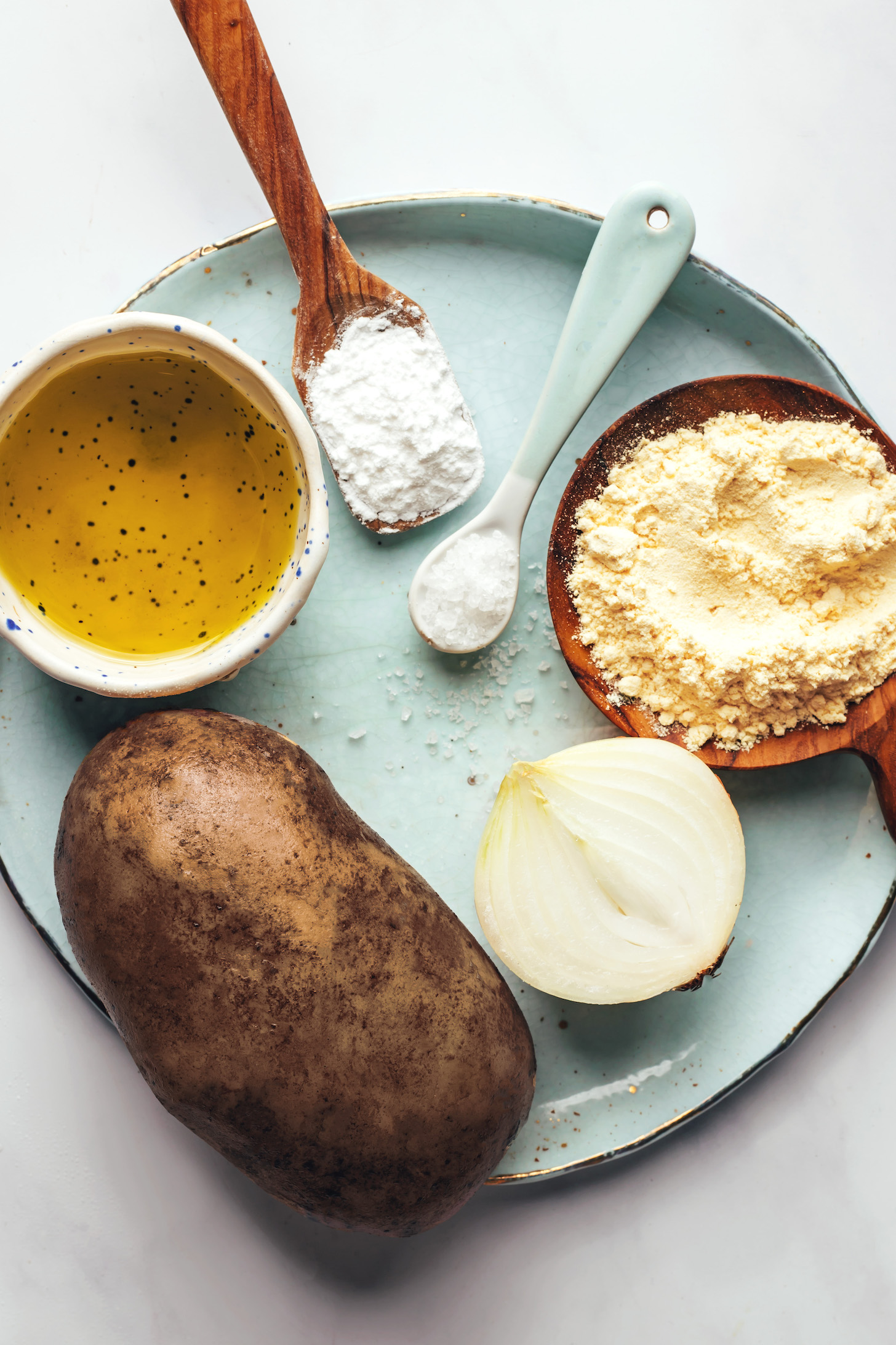 Avocado oil, potato, onion, chickpea flour, salt, and potato starch
